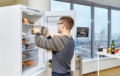 Что если положить горячее в холодильник
