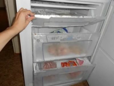 Почему не морозит холодильник Индезит