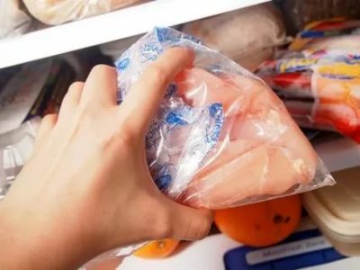 Как разморозить курицу в холодильнике