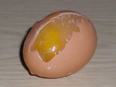 Что будет если заморозить сырые яйца