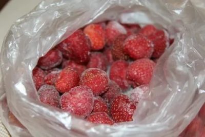 Как заморозить лесные ягоды