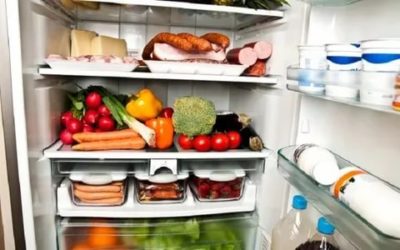 Как правильно хранить сыр и колбасу в холодильнике