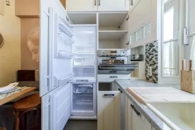Можно ли ставить Встраиваемый духовой шкаф рядом с холодильником