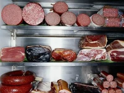 Как долго хранить колбасу в холодильнике