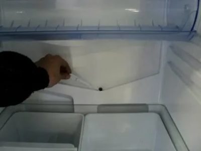 Как чистить холодильник Атлант