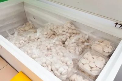 Как правильно хранить пельмени в морозилке