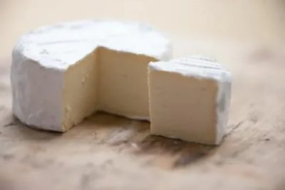Можно ли хранить сыр бри в морозилке